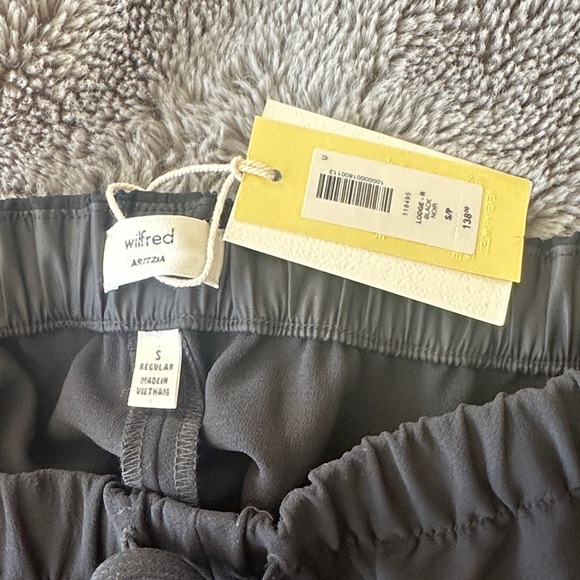 Aritzia black Wilfred pants small regular - Picture 2 of 3